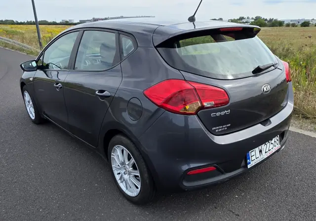 KIA Cee'd L