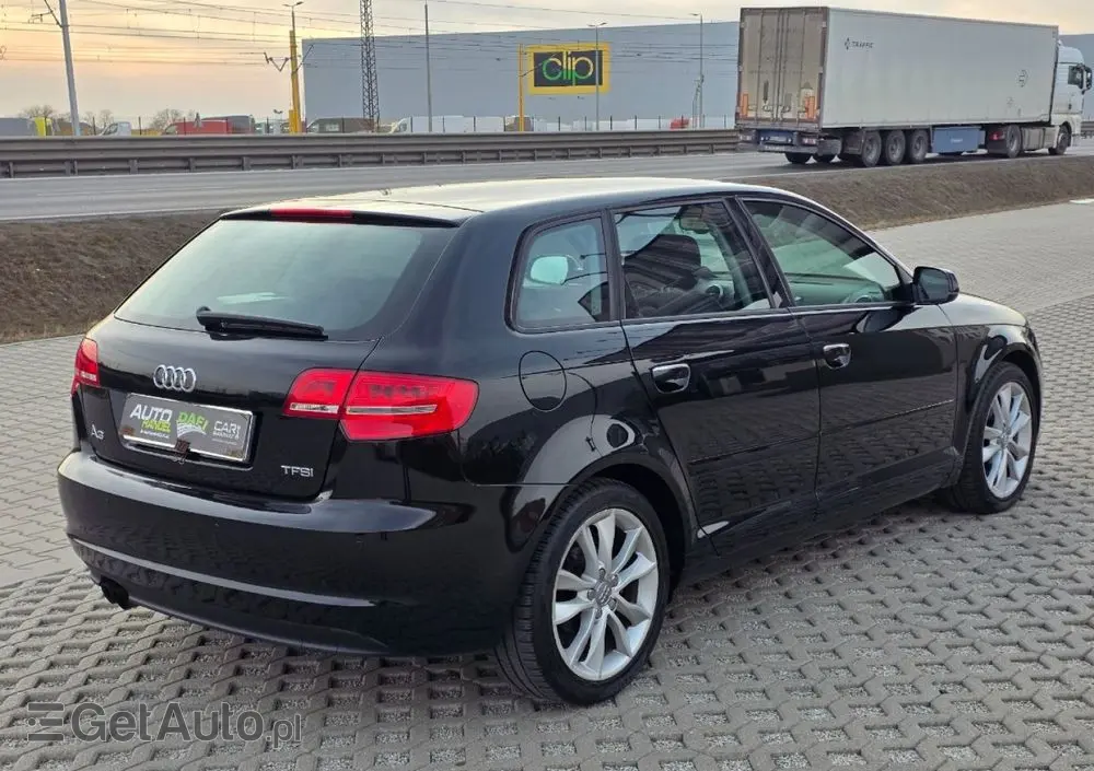 AUDI A3 Sportback 