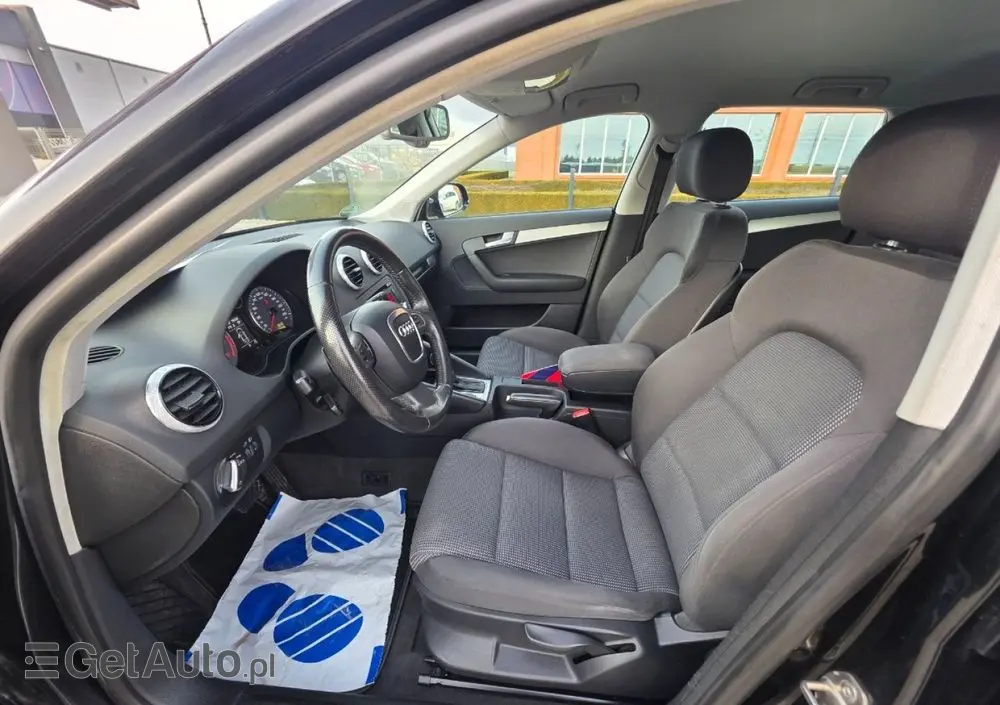 AUDI A3 Sportback 