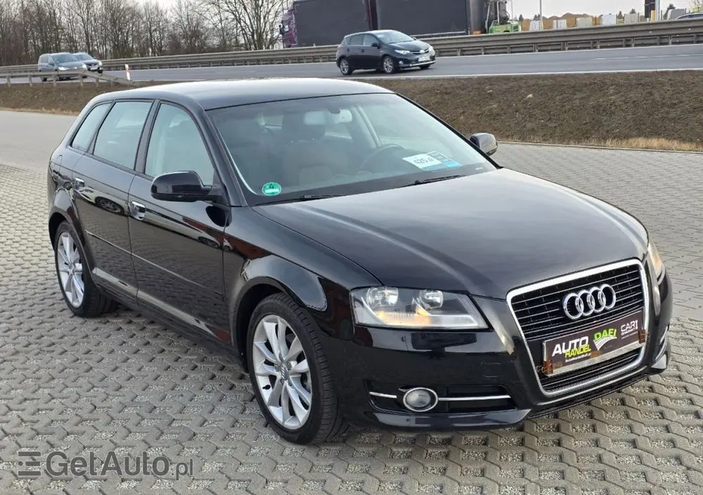 AUDI A3 Sportback 