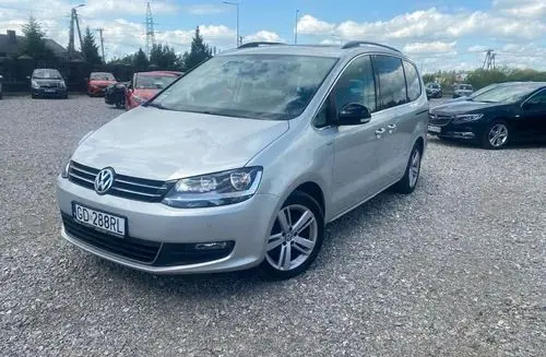 VOLKSWAGEN Sharan 