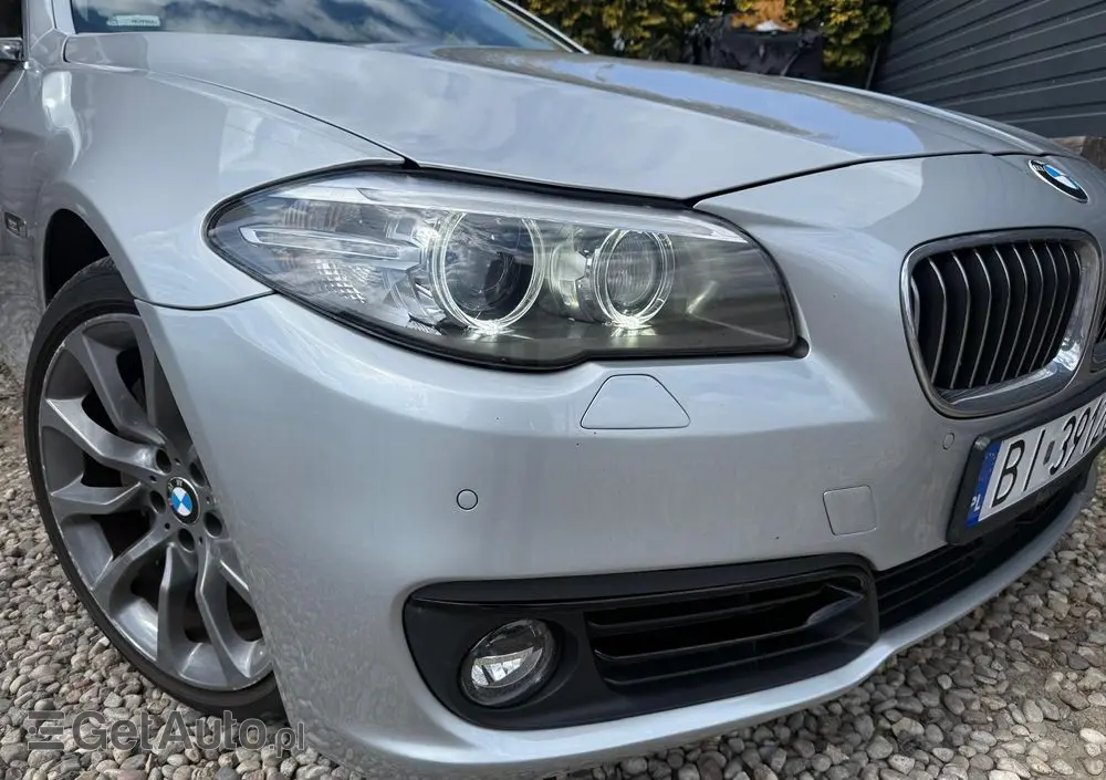 BMW Seria 5 535d xDrive Sport-Aut Luxury Line