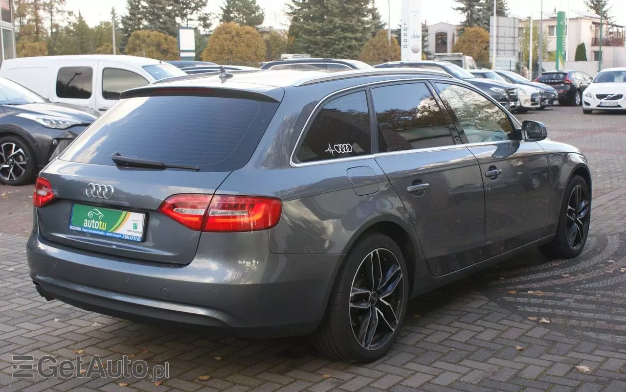 AUDI A4 