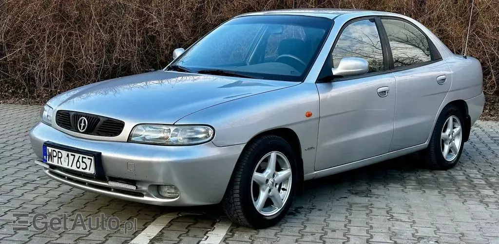 DAEWOO Nubira 
