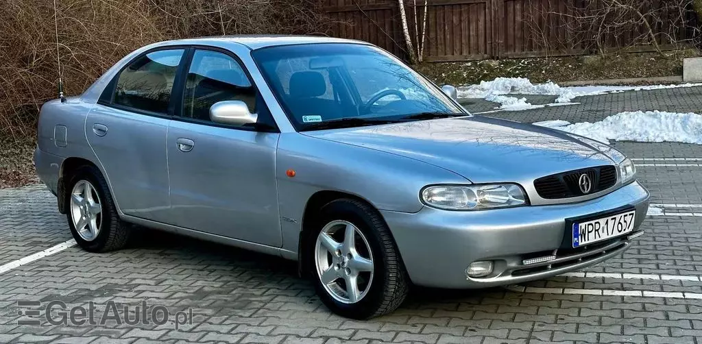 DAEWOO Nubira 