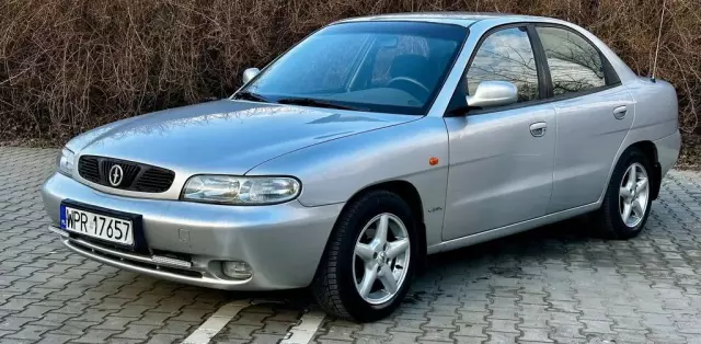 DAEWOO Nubira 