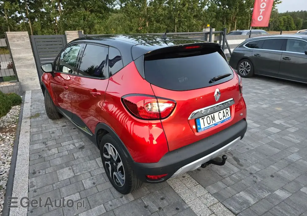 RENAULT Captur 0.9 Energy TCe Helly Hansen