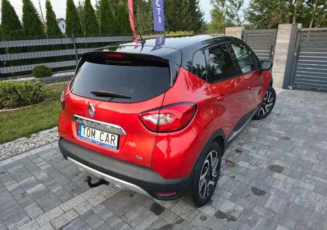 RENAULT Captur 0.9 Energy TCe Helly Hansen