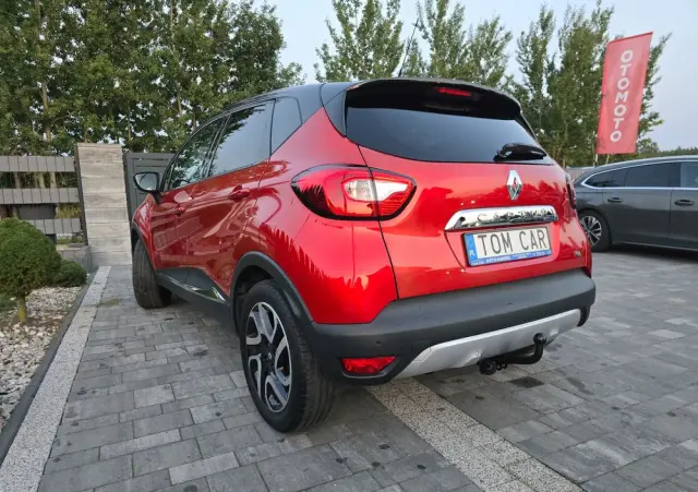 RENAULT Captur 0.9 Energy TCe Helly Hansen
