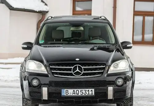 MERCEDES-BENZ ML 