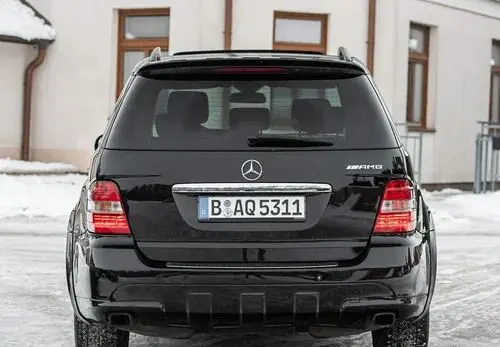 MERCEDES-BENZ ML 