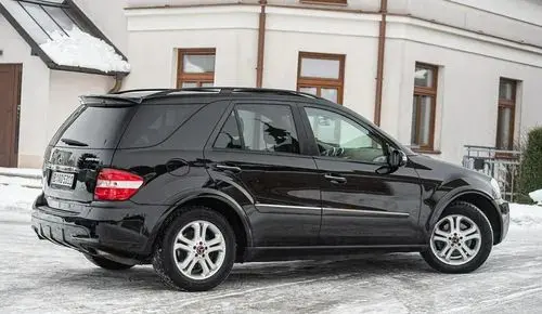 MERCEDES-BENZ ML 