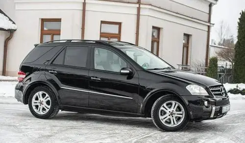 MERCEDES-BENZ ML 