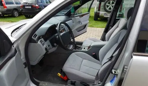 MERCEDES-BENZ Klasa E 