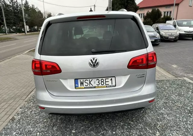 VOLKSWAGEN Sharan 