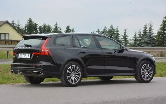 VOLVO V60 Cross Country D4 AWD Geartronic