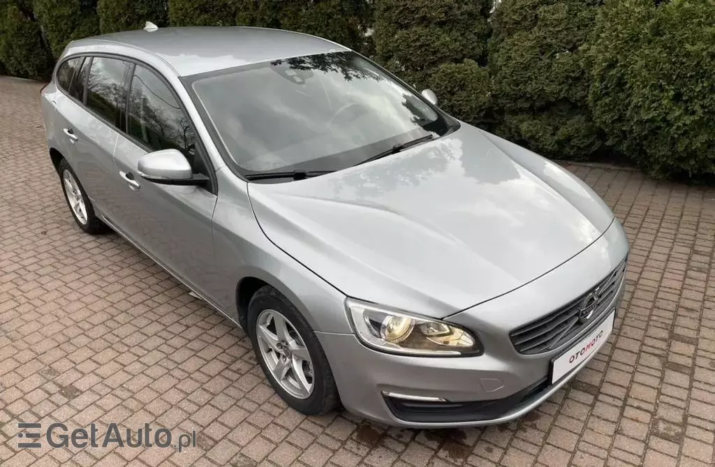 VOLVO V60 2.0 D2 (120 KM)