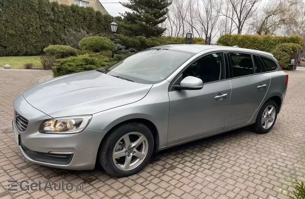 VOLVO V60 2.0 D2 (120 KM)