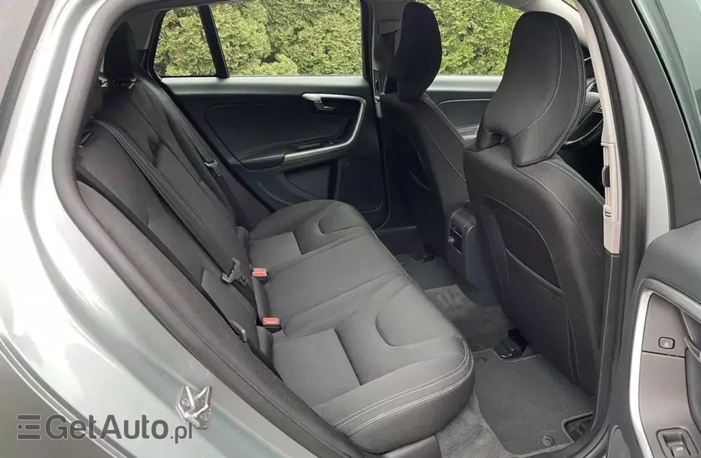 VOLVO V60 2.0 D2 (120 KM)