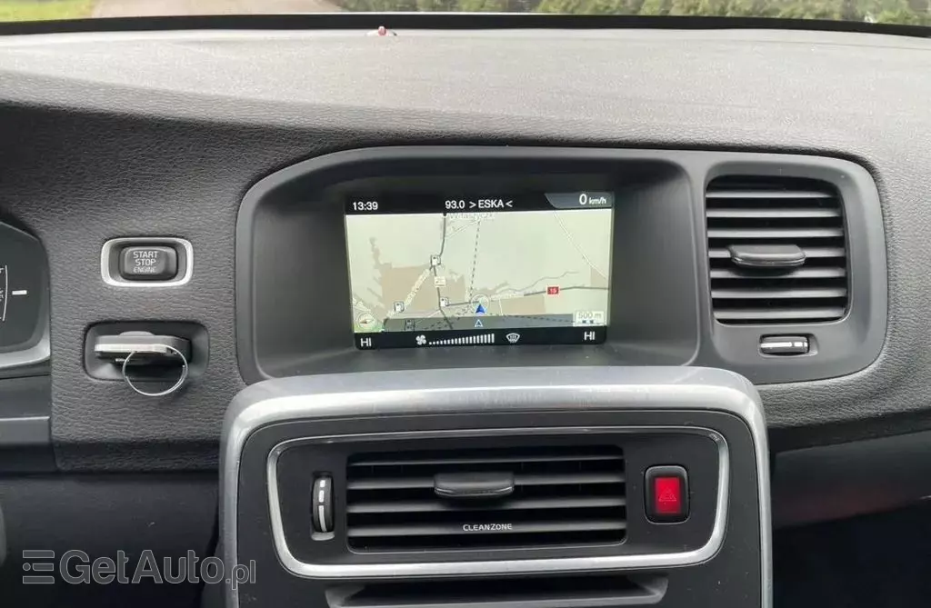 VOLVO V60 2.0 D2 (120 KM)