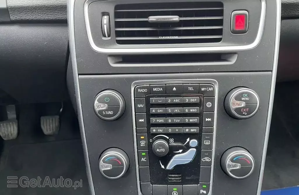 VOLVO V60 2.0 D2 (120 KM)