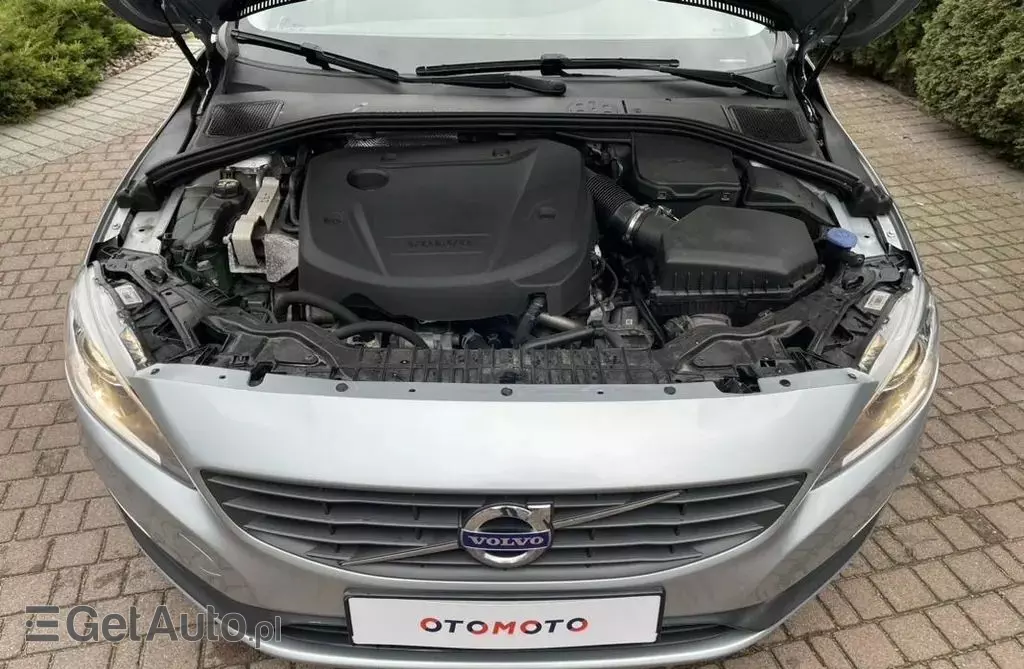 VOLVO V60 2.0 D2 (120 KM)