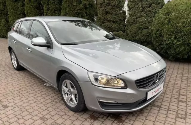 VOLVO V60 2.0 D2 (120 KM)