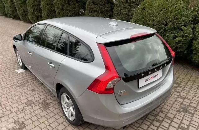 VOLVO V60 2.0 D2 (120 KM)