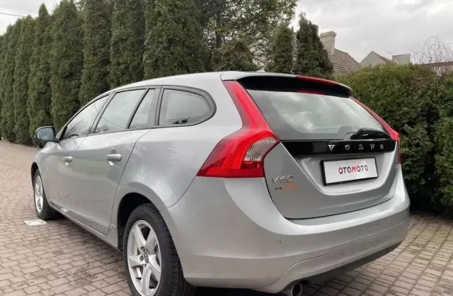 VOLVO V60 2.0 D2 (120 KM)