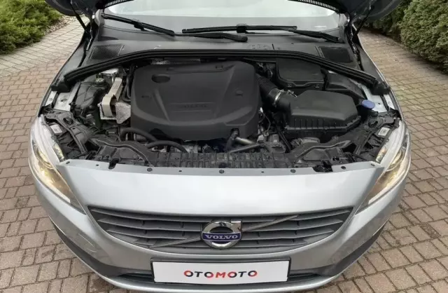 VOLVO V60 2.0 D2 (120 KM)