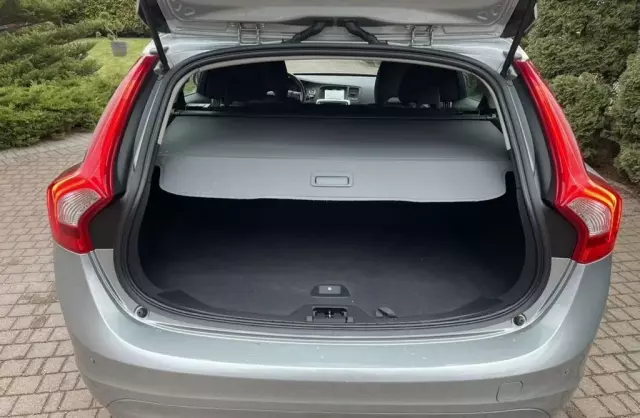 VOLVO V60 2.0 D2 (120 KM)