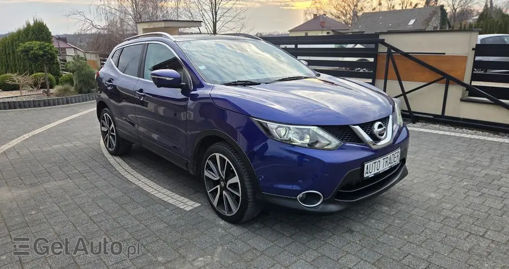 NISSAN Qashqai 1.6 DCi Xtronic N-Connecta