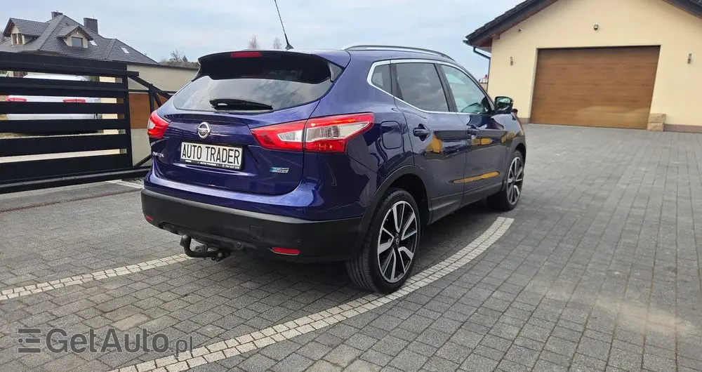 NISSAN Qashqai 1.6 DCi Xtronic N-Connecta