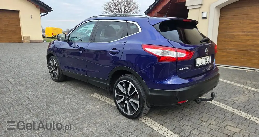NISSAN Qashqai 1.6 DCi Xtronic N-Connecta