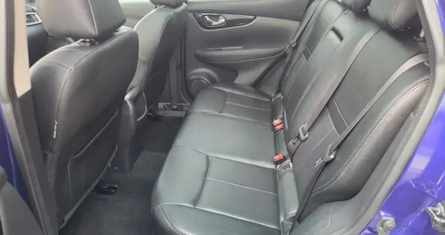 NISSAN Qashqai 1.6 DCi Xtronic N-Connecta