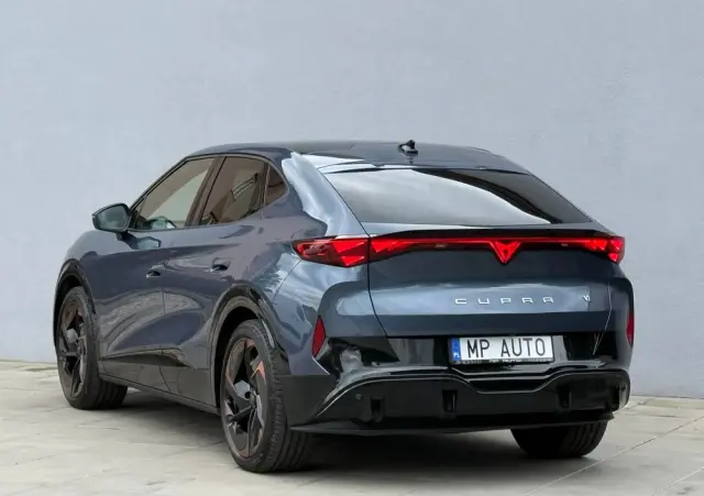 CUPRA Tavascan 