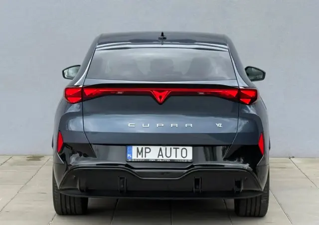 CUPRA Tavascan 