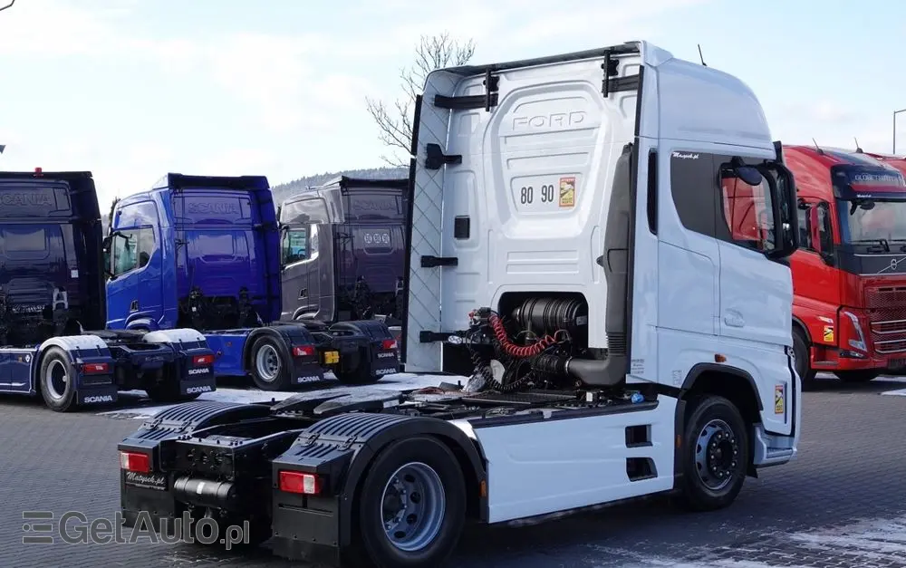 FORD F-MAX 500 / STANDARD / 2022 ROK 