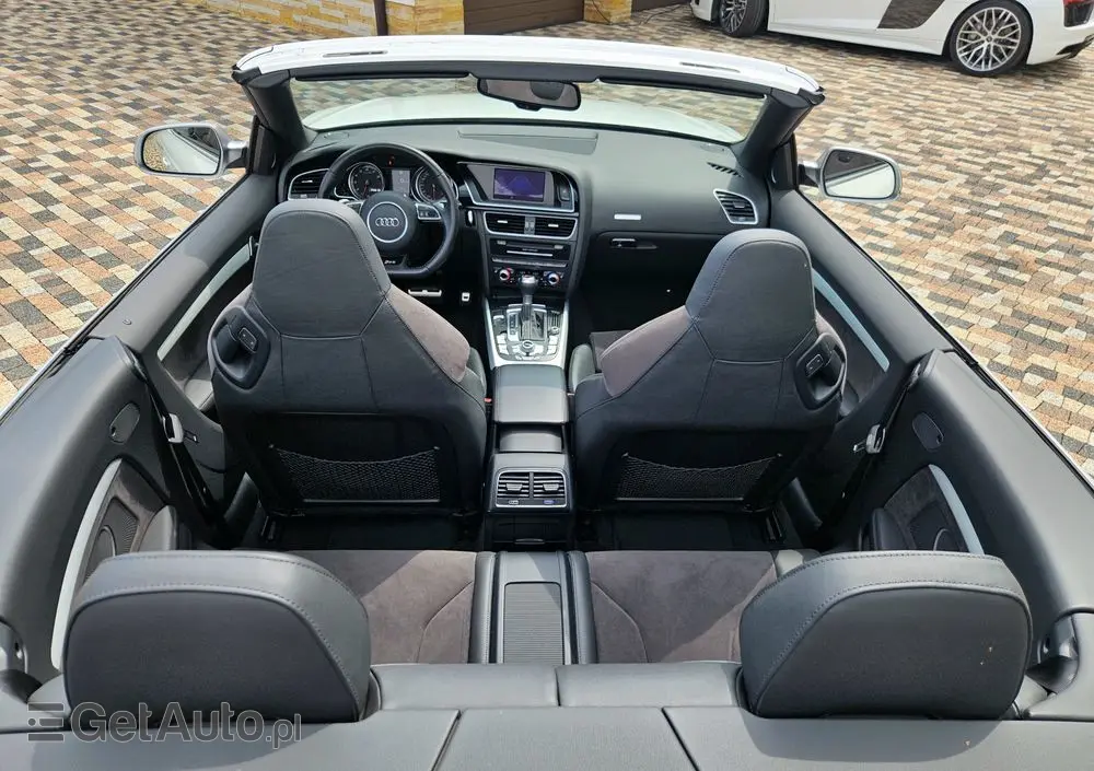 AUDI RS5 Cabrio S tronic