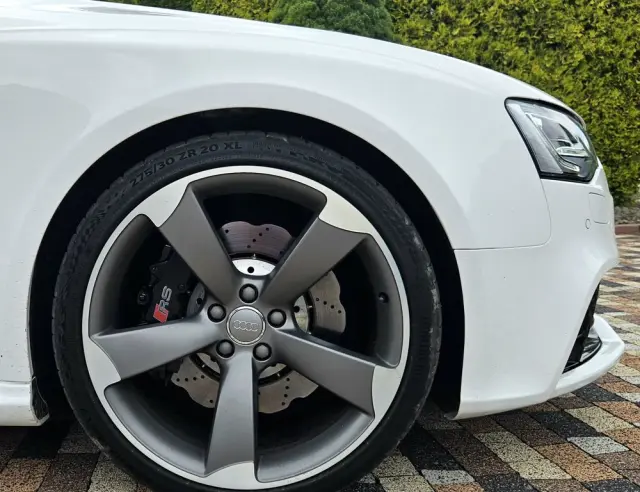 AUDI RS5 Cabrio S tronic