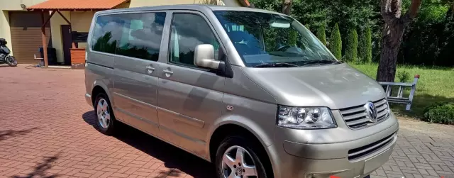 VOLKSWAGEN Caravelle 