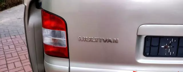 VOLKSWAGEN Caravelle 