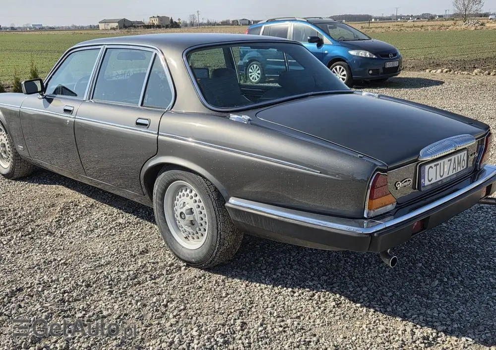 JAGUAR Daimler 