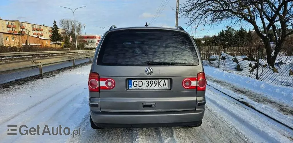 VOLKSWAGEN Sharan 