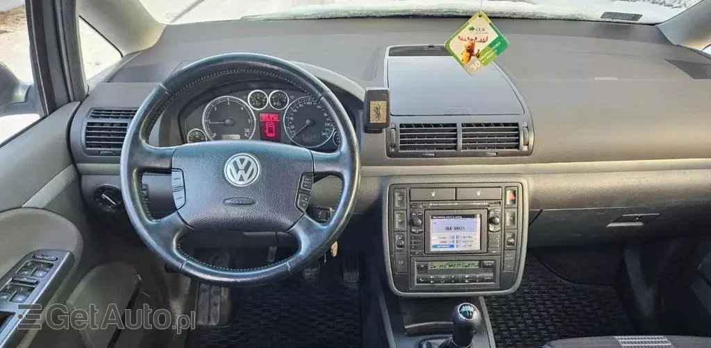 VOLKSWAGEN Sharan 