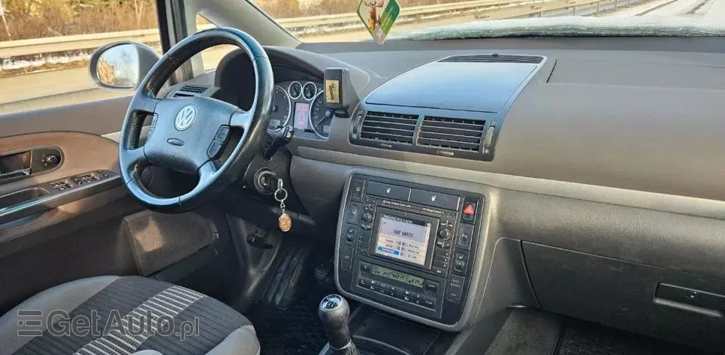 VOLKSWAGEN Sharan 
