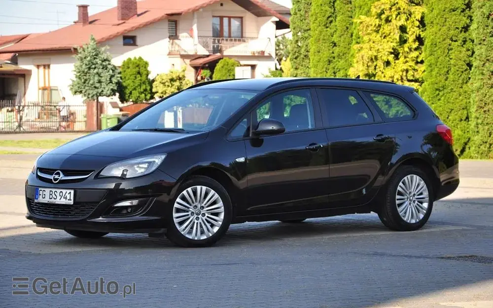 OPEL Astra 1.4 Turbo Active