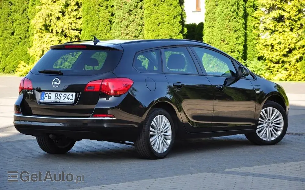 OPEL Astra 1.4 Turbo Active