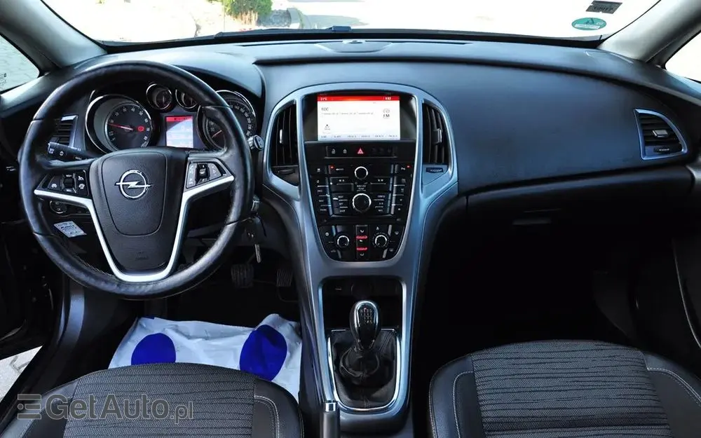 OPEL Astra 1.4 Turbo Active