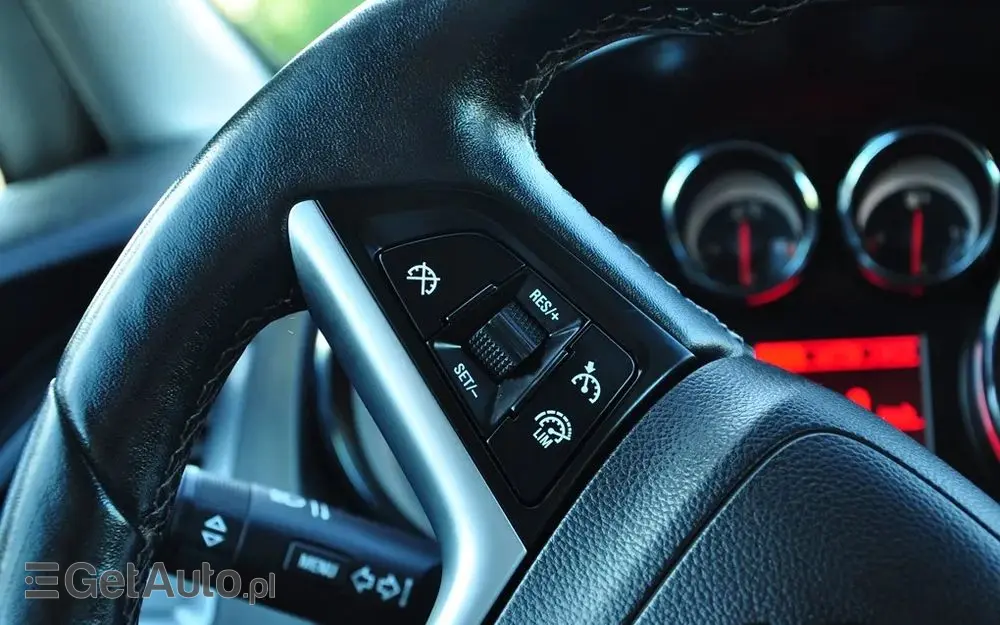 OPEL Astra 1.4 Turbo Active